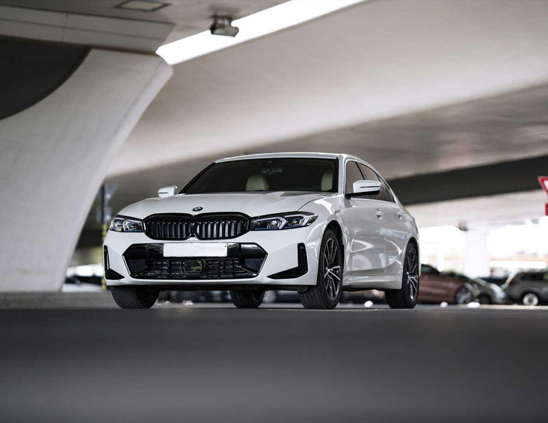 BMW 330i - Barcelona car rental 